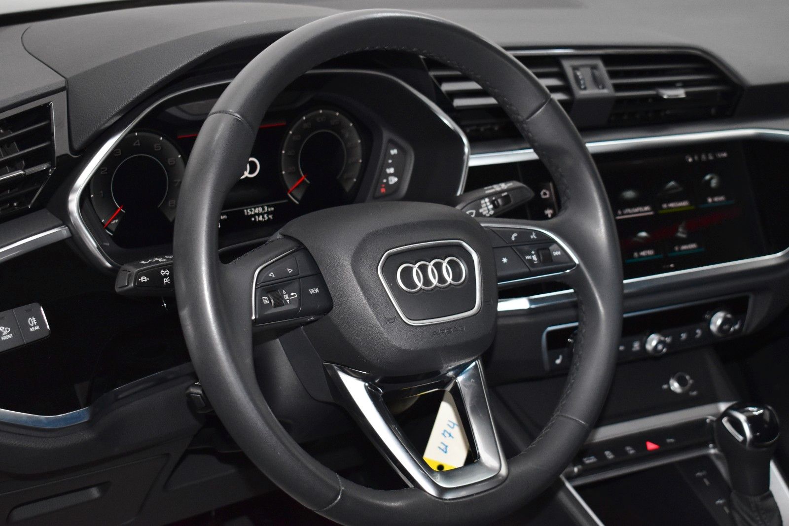 Fahrzeugabbildung Audi Q3 Sportback 35 TFSI S line,Leder,Navi,LED,Kamer