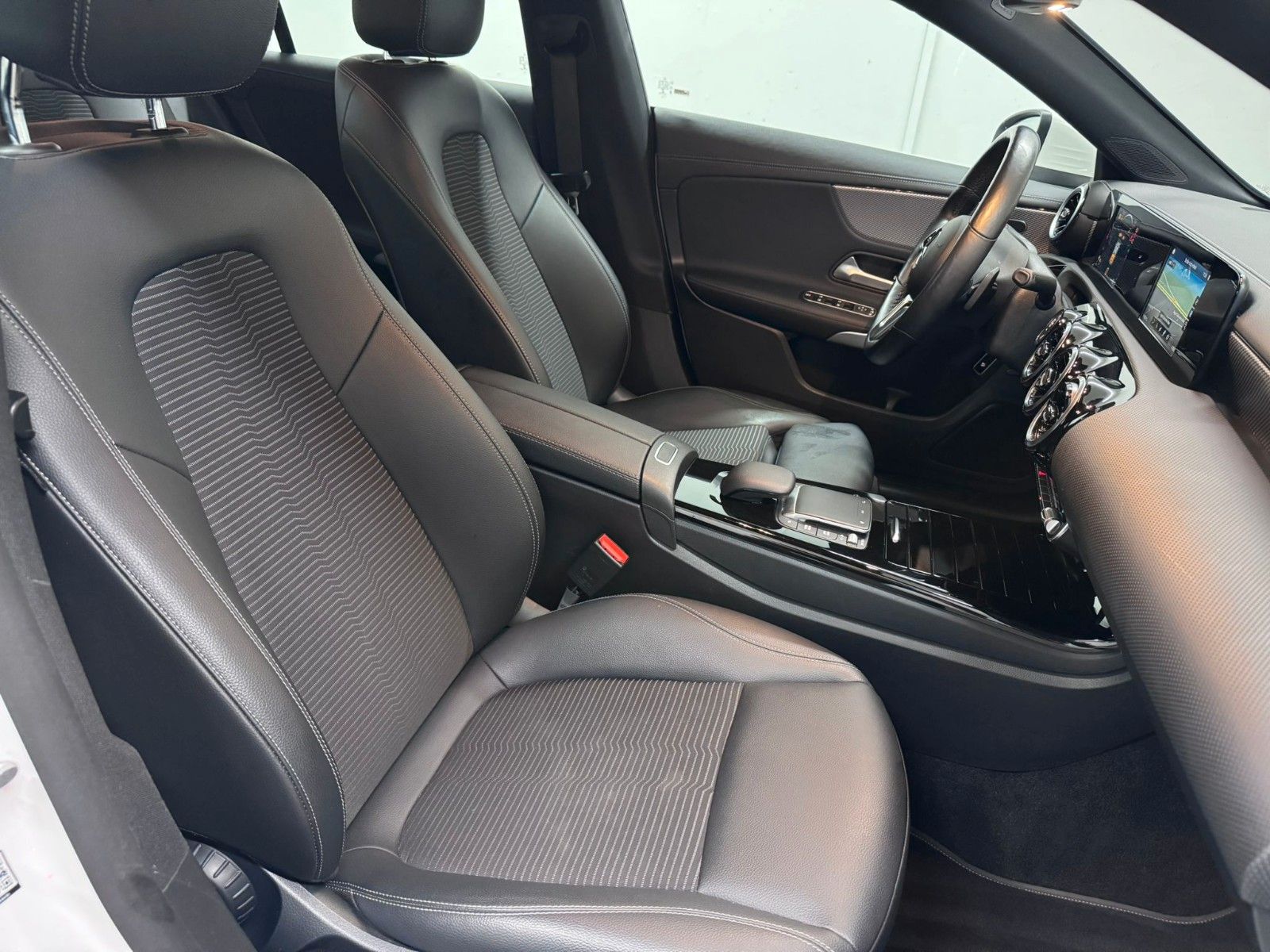 Fahrzeugabbildung Mercedes-Benz CLA 200 d 4MATIC SB  *PROGRESSIVE*DISTRO*LED*
