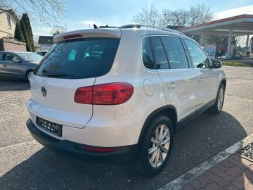 Volkswagen Tiguan - 5