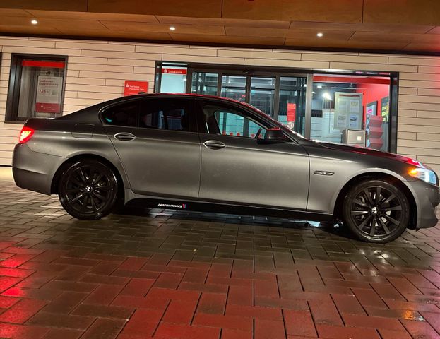 BMW Bmw f10 520d X Drive