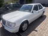 Mercedes-Benz E 200/Automatik/Leder/ 2 Hand - gebrauchte Mercedes-Benz E 200 aus dem Jahr 1995