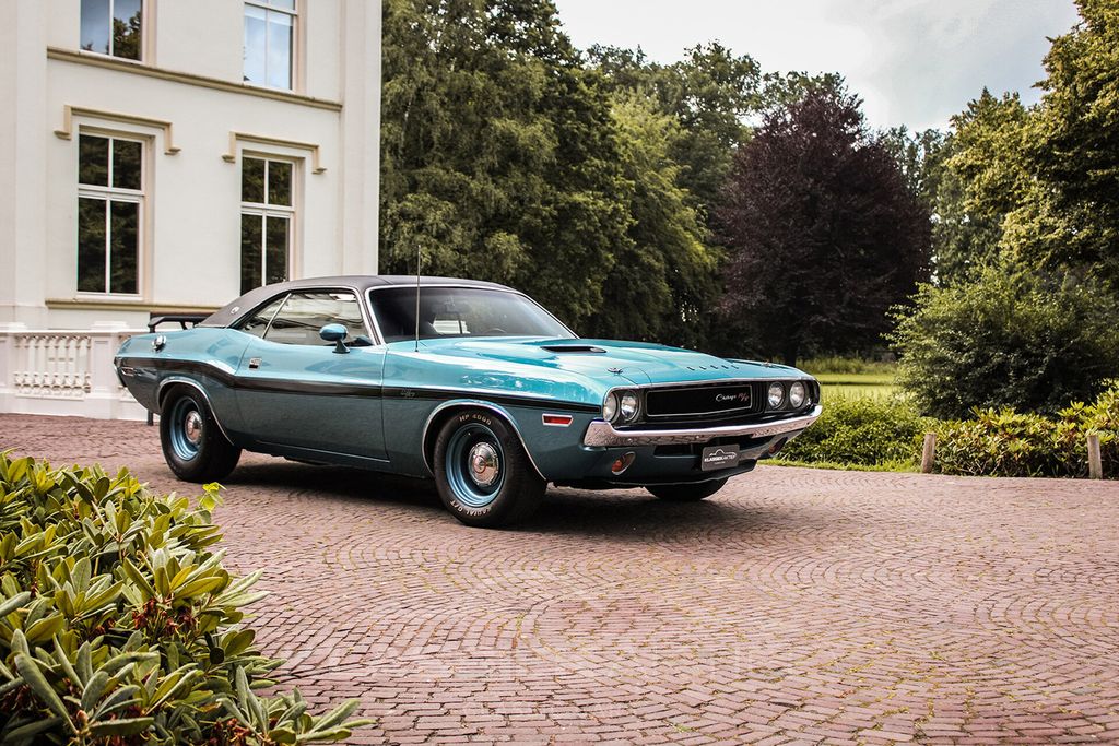 Dodge Challenger