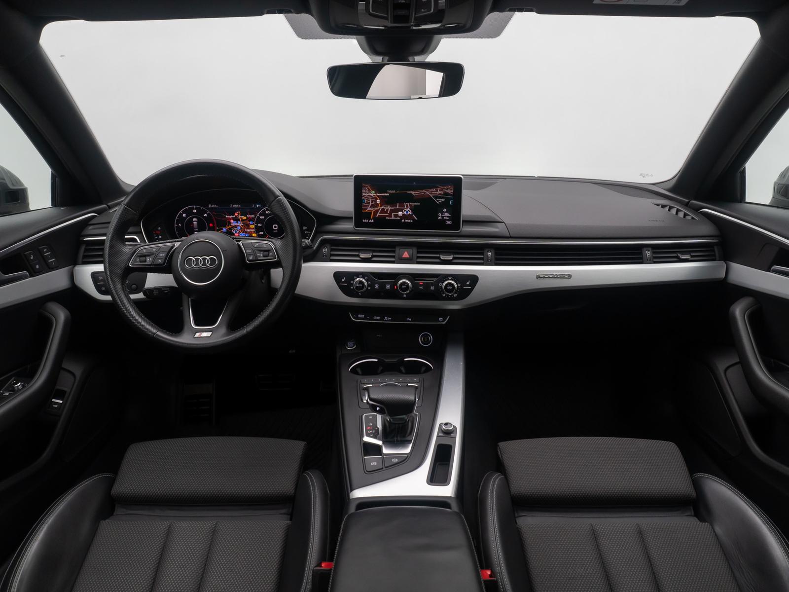 Audi A4 quattro SLine Kamera DAB Massage Panorama 18"