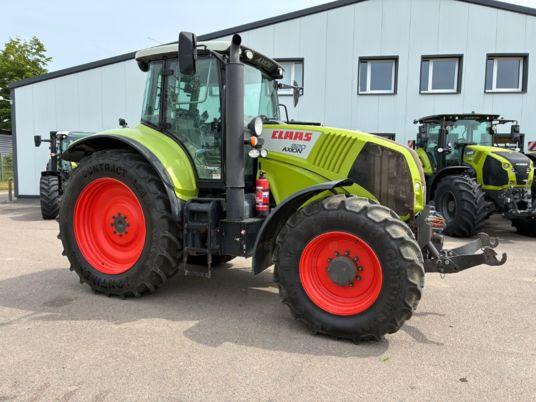 Claas AXION 820 CMATIC