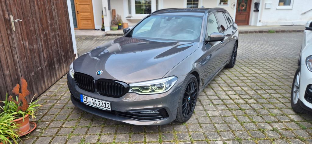Image of BMW 540