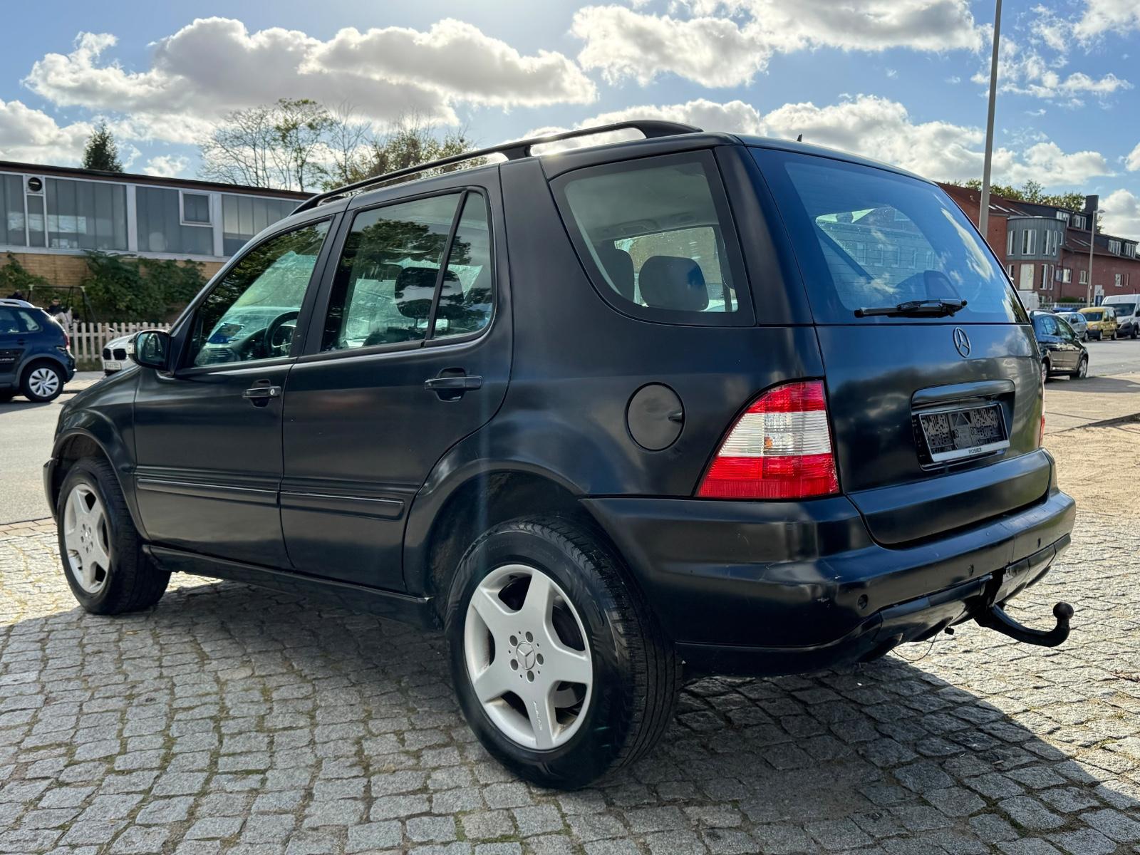 Mercedes-Benz ML270 2004 — photo 7