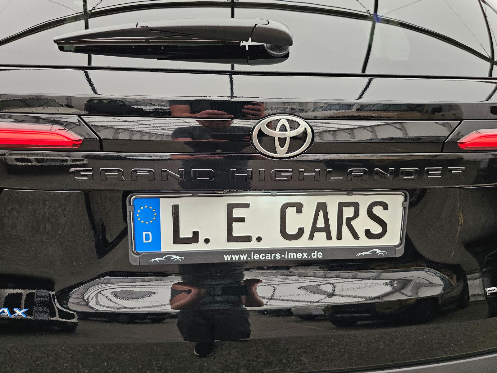 Fahrzeugabbildung Toyota GRAND Platinum Max T1: 68.000 EURO Stock !!!