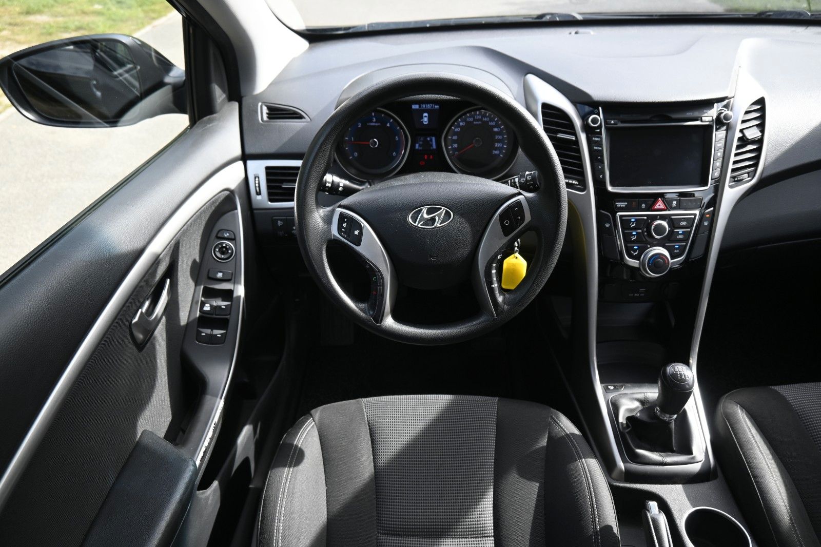 Fahrzeugabbildung Hyundai i30 CW (GDH) 1.6 CRDi DPF, Trend blue*Mietkauf