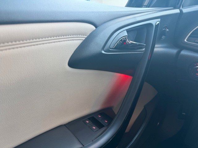 Fahrzeugabbildung Opel Cascada Innovation 1.6l 200PS Navi/PDC!