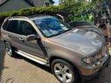 BMW x5 4.4L mit lpg - gebrauchte BMW X5 aus dem Jahr 2005