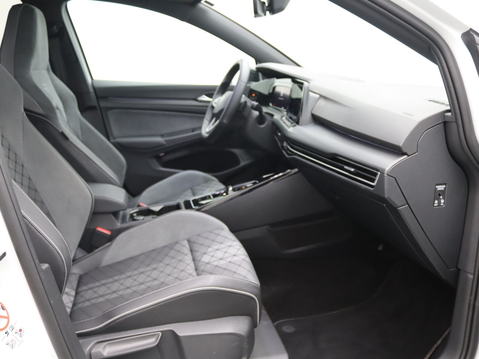 Volkswagen Golf - Bild 12
