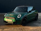 MINI Cooper S Classic Trim Leder PANO LHZ SHZ BT PDC