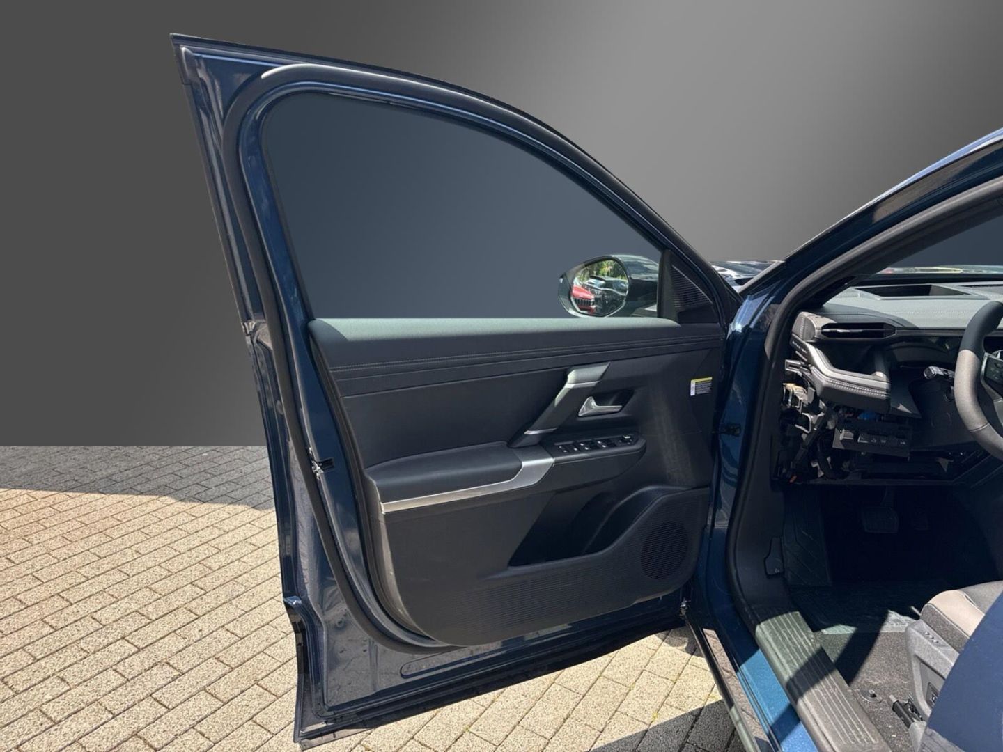 Fahrzeugabbildung Jeep Compass MY26 FIRST EDITION E-HYBRID PANO VOLL