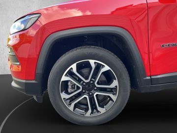 Jeep Compass Limited 1.3 +Kam.+LED+KeyLess+ACC