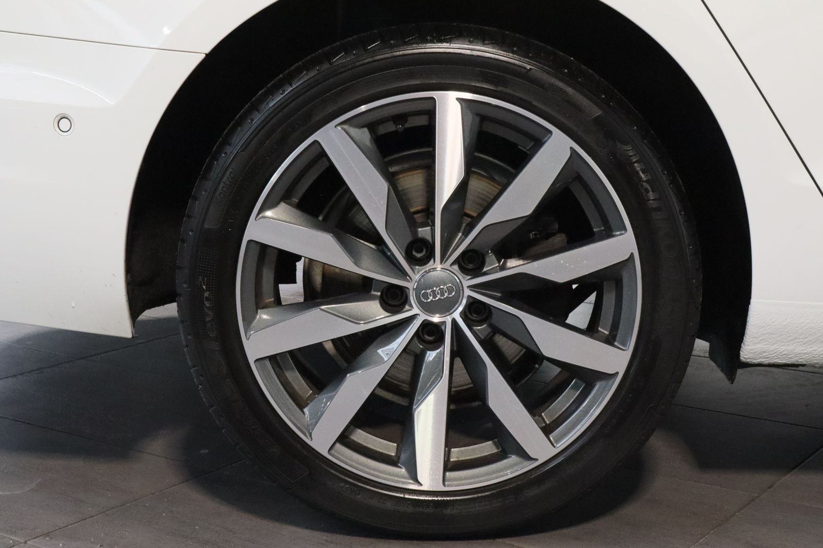 Fahrzeugabbildung Audi A4 Avant 40 TDI Quattro Aut. NAV+LED+KAMERA+18ZO