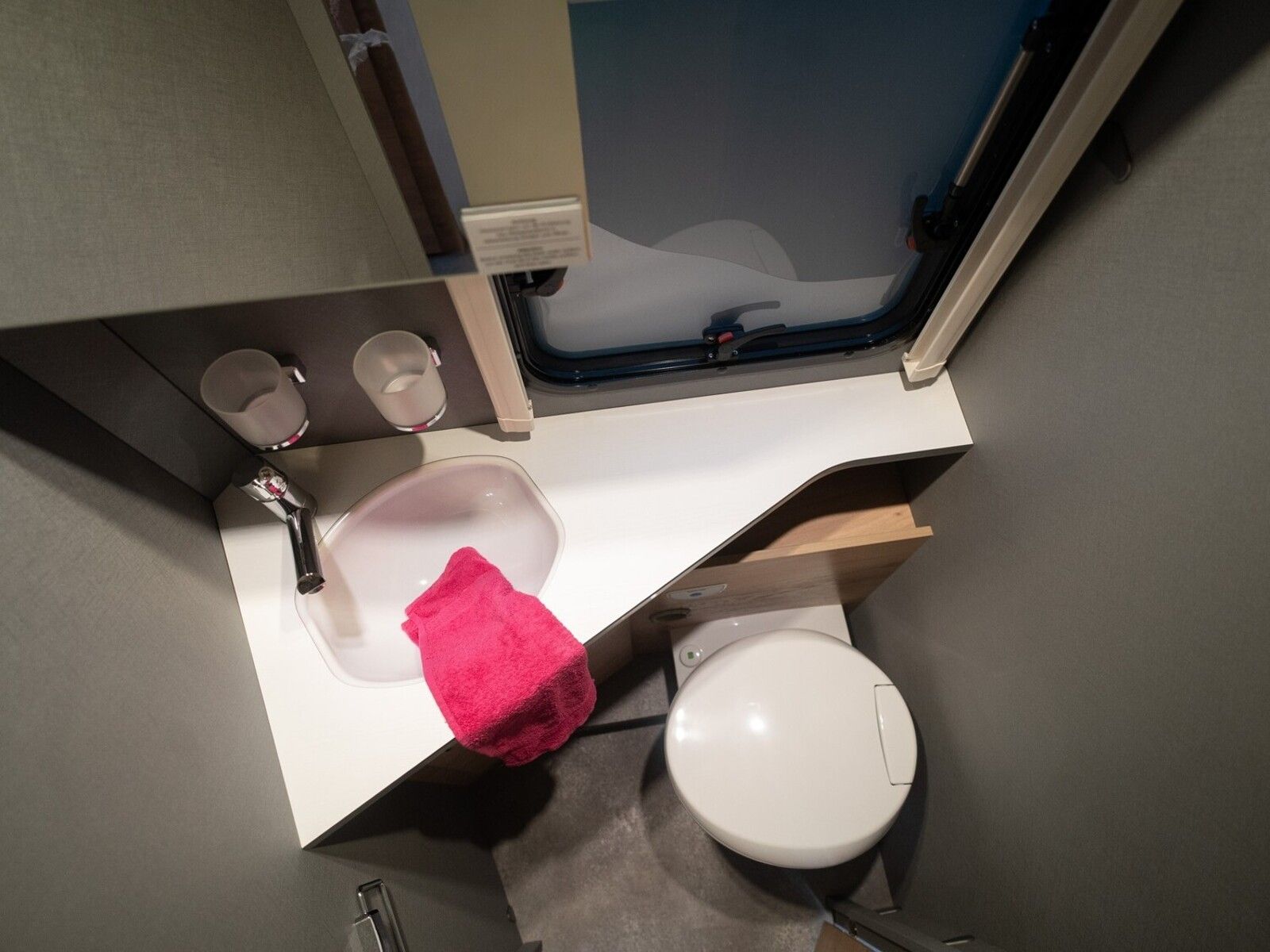 Fahrzeugabbildung Dethleffs Just Camp Active T 7052 EBL ACC*Navi*Kamera*uvm