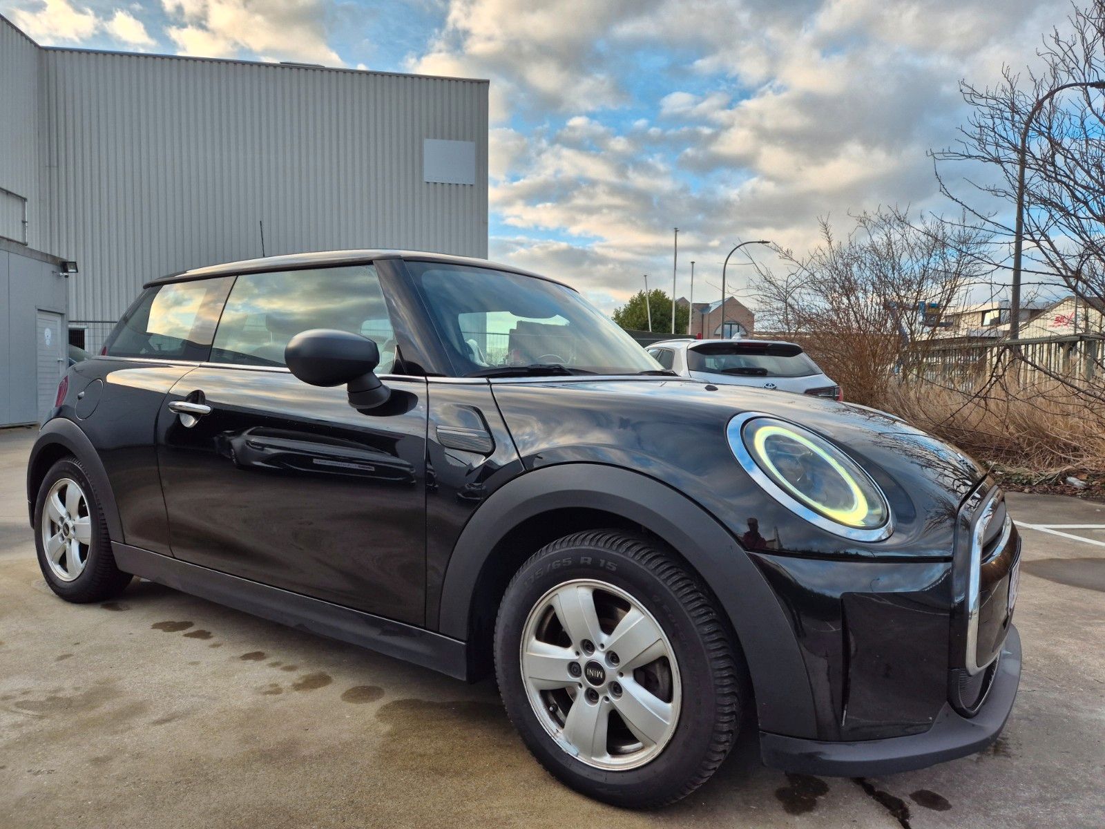MINI Cooper 1.5iA / AUTOM. / 136cv / 90.983 KM / 2022