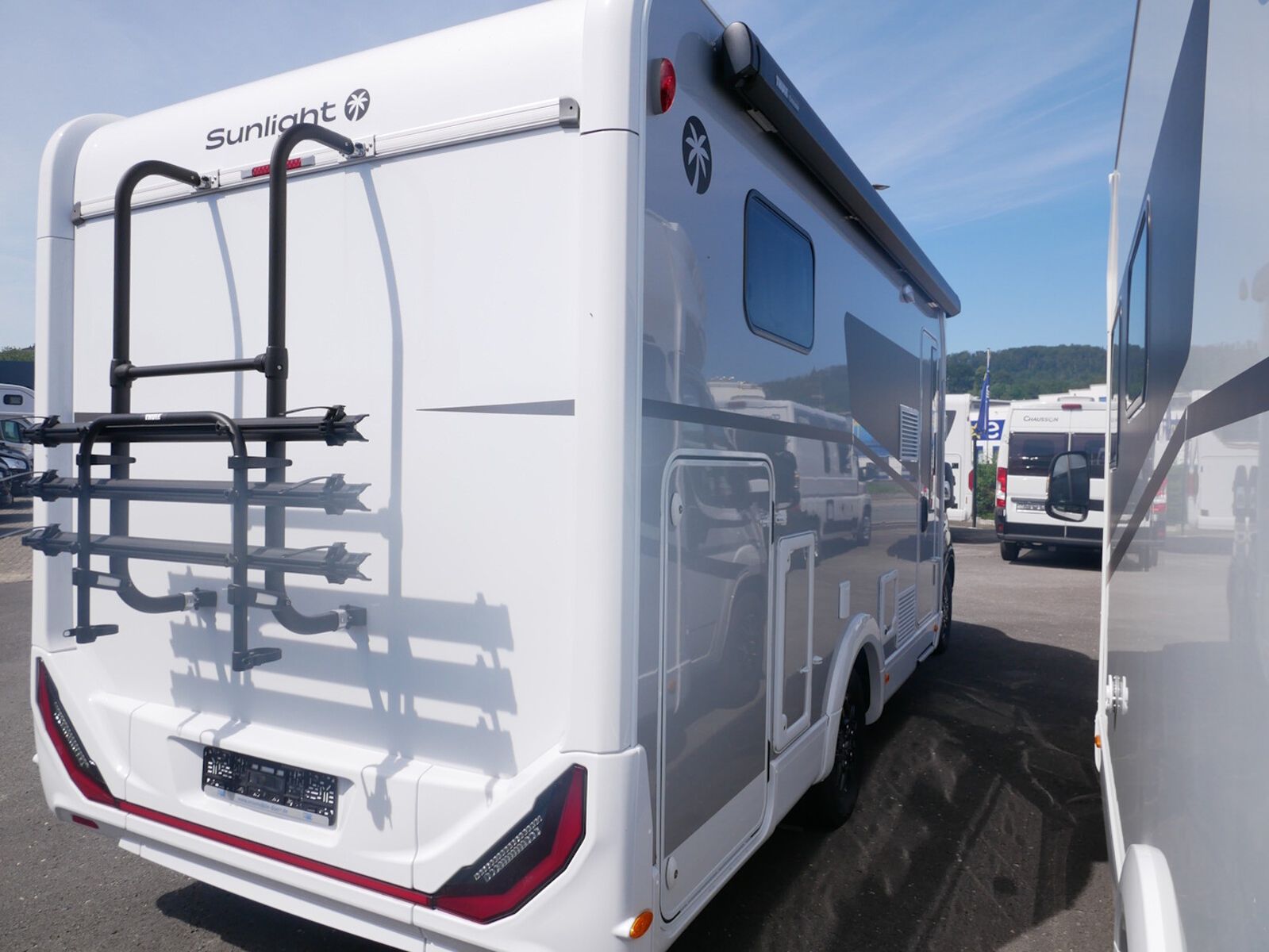 Fahrzeugabbildung Sunlight Adventure T Ford 670S Bi-Xenon,AbwTankIsoliert