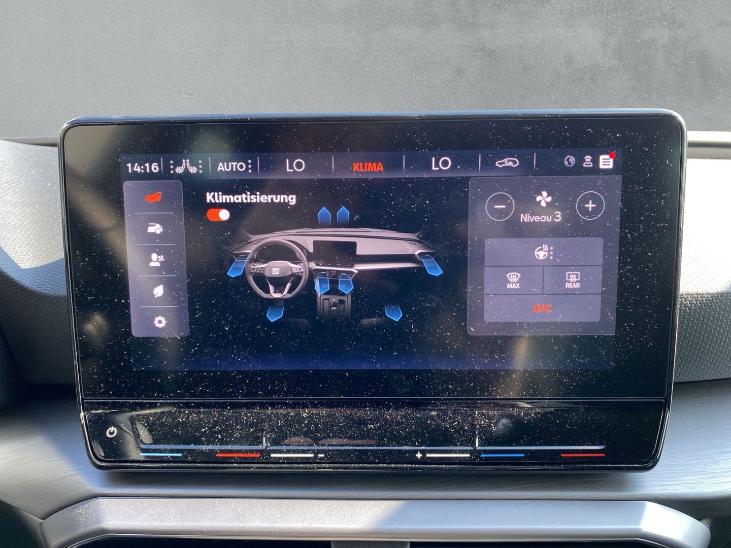 Fahrzeugabbildung SEAT Leon Sportstourer FR 2.0 TDI EU6d Navi Digitales