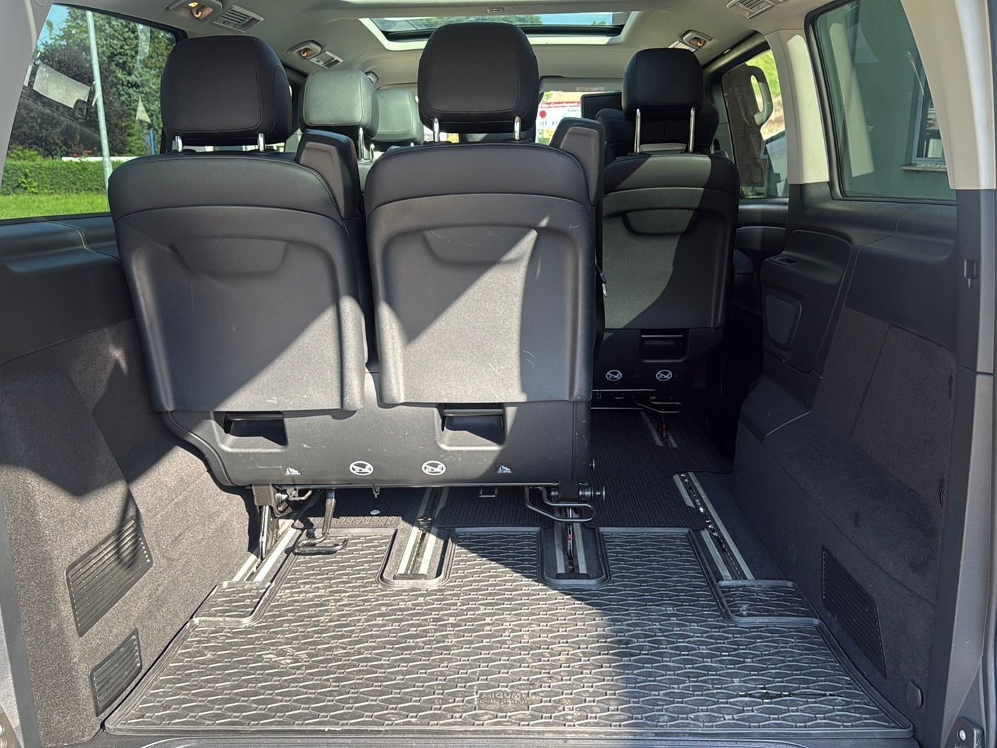 Fahrzeugabbildung Mercedes-Benz Vito Tourer  CDI 4x4 lang Select