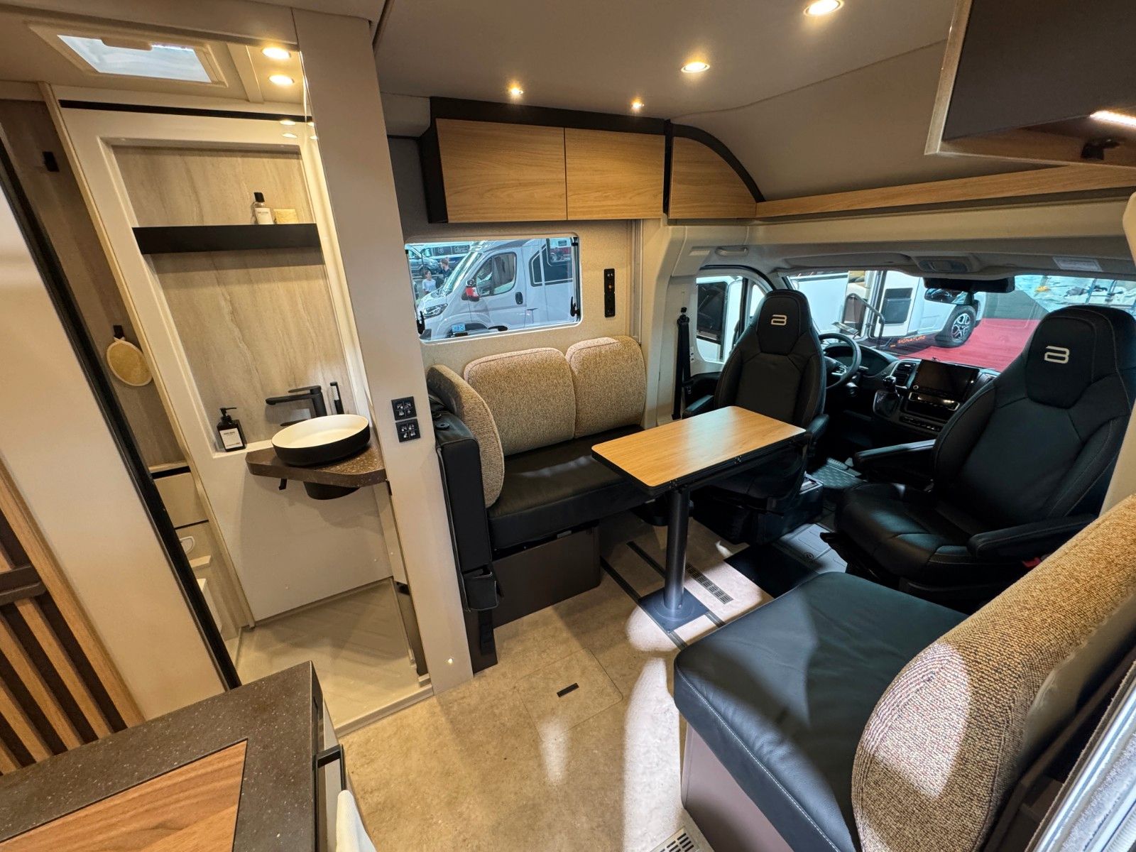 Fahrzeugabbildung Bürstner Signature SFT 7.5 NEUHEIT MODELL 2026!