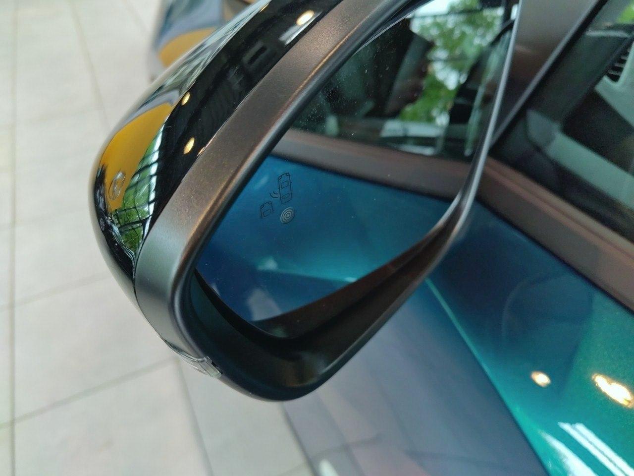 Peugeot 2008 Allure Hybrid 100 e-DSC6 Navi,360°