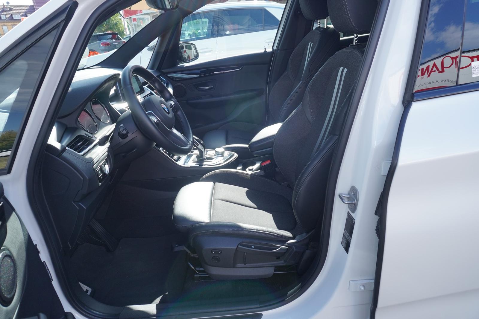 BMW 218i Gran Tourer M Sport Klimaaut. LED Navi Temp