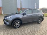 Toyota RAV 4 2,0-l-VVT-i Comfort Auto 4x4 *Kamera*Navi* - Toyota: Rav2