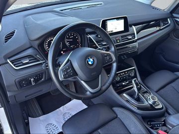BMW 220 Active Tourer - 10