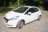 Peugeot 208 1.2 Active PureTech 82 Active - weiße Peugeot 208