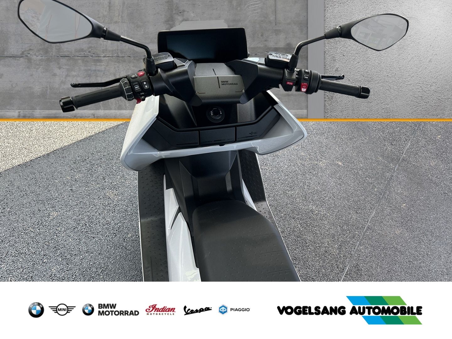 Fahrzeugabbildung BMW CE 04 Dynamik-Paket, Komfort-Paket, Topcase, Sei