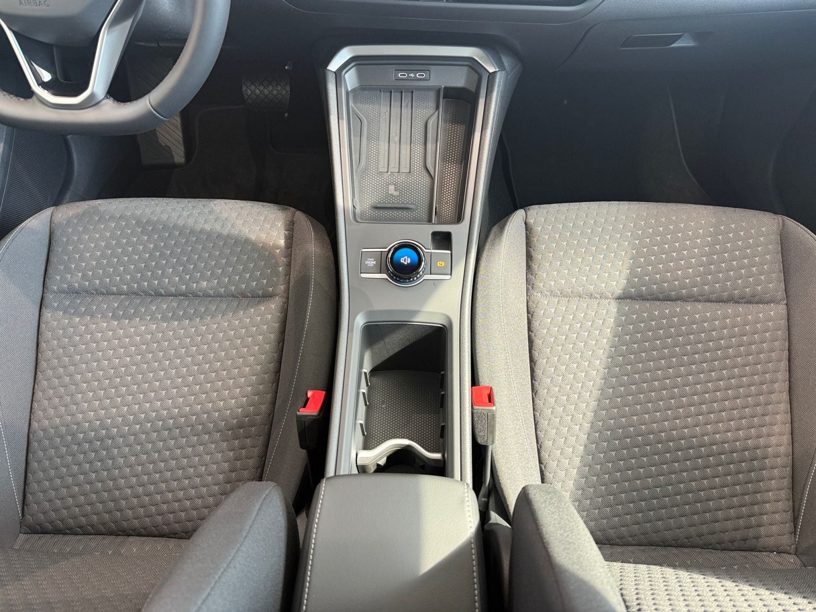 Volkswagen T-Roc - Bild 8