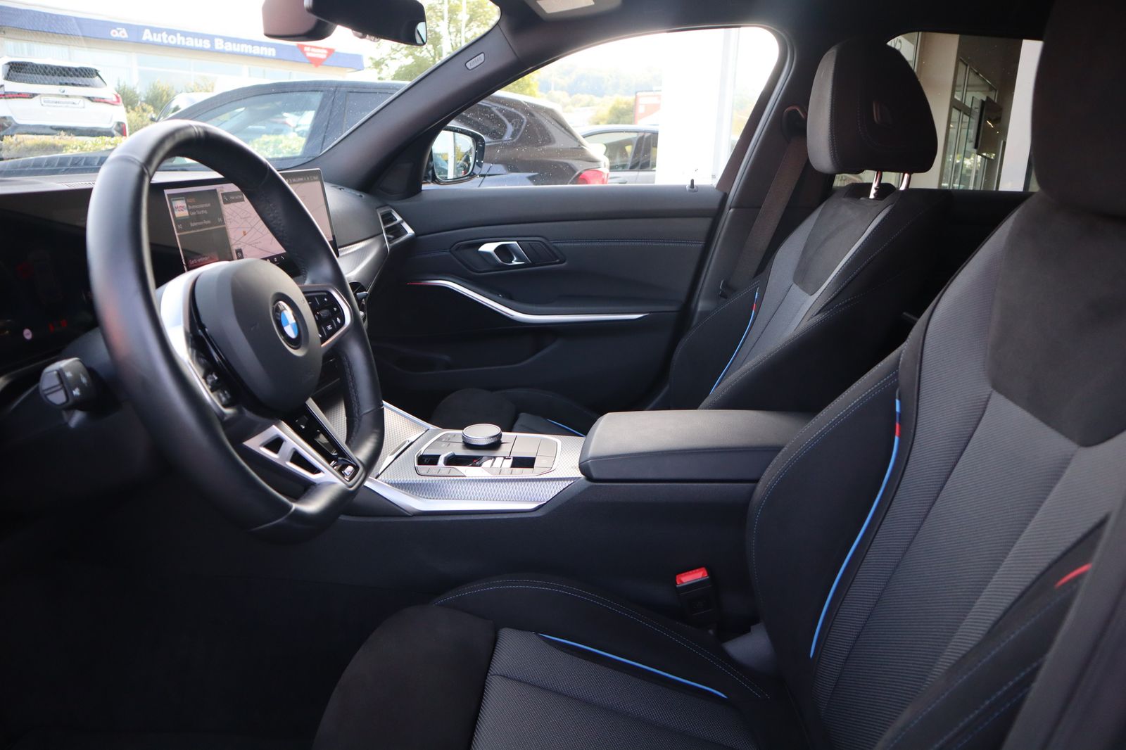 BMW 330d xDrive Touring M Sport HiFi DAB Shz Sportsi foto 5
