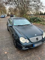 Mercedes-Benz Mercedes c 230 v6  Klima Benzin Android Radio - Mercedes-Benz C 230 aus 2006: Coupe
