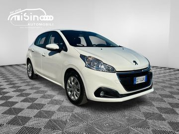 Peugeot 208 - 3