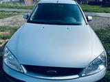 Ford Mondeo 1,8 92 kW Ghia Ghia - Ford Mondeo aus 2003: Ghia
