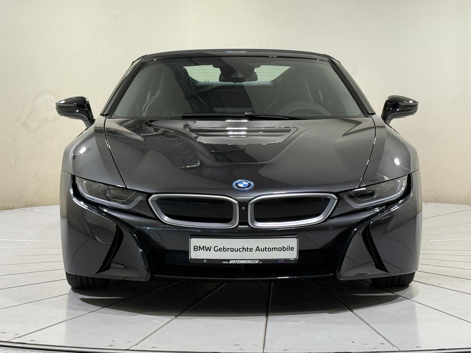 BMW i8 Roadster HUD HK Laser DA WLAN
