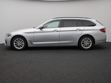 Fahrzeugabbildung BMW 530d Tour HUD ACC Kamera DAB Komfortzugang