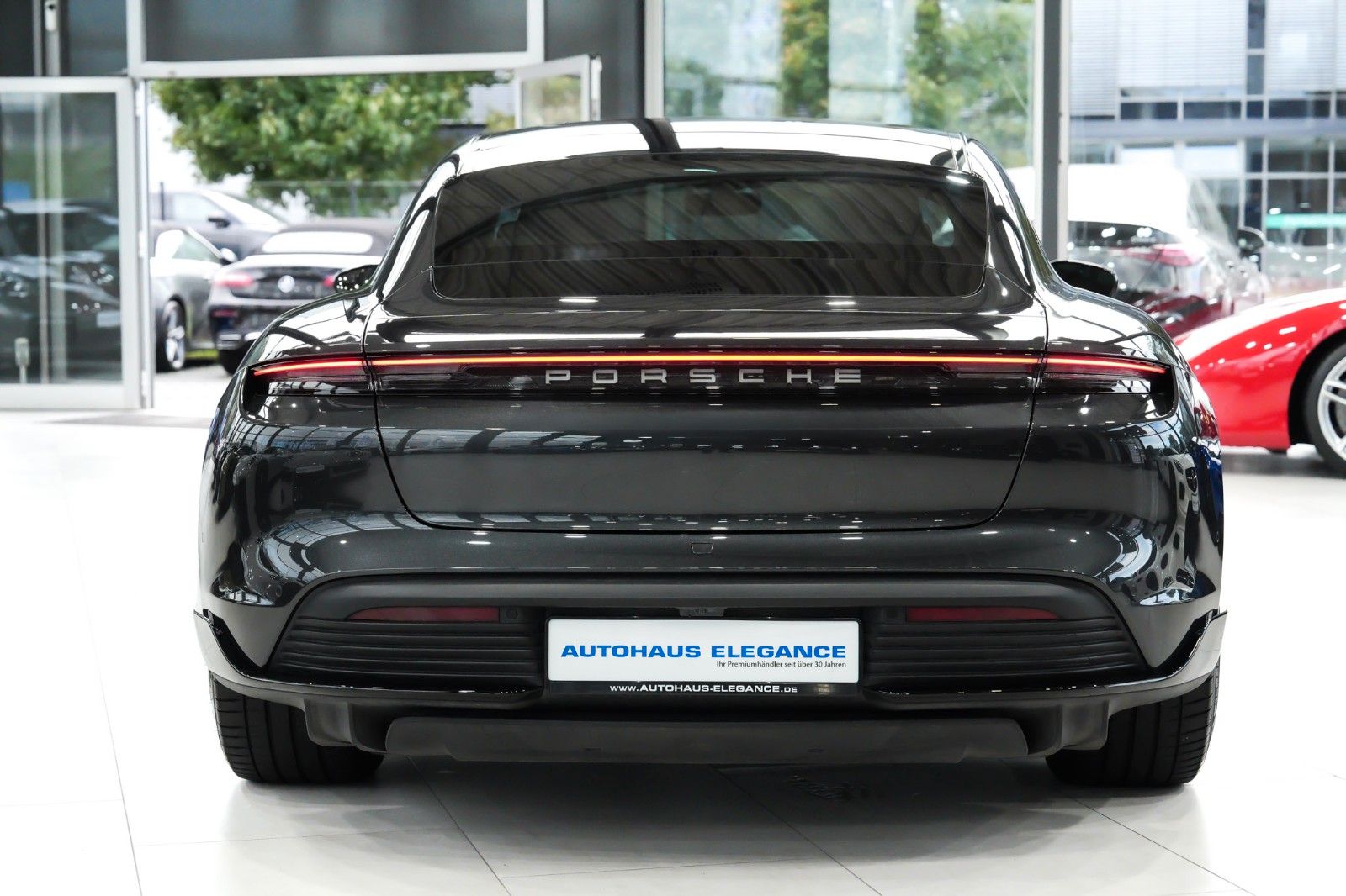 Porsche Taycan 4S SPORT-DESIGN PANO MATRIX 20 LM 1-HAND foto 5