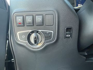 Mercedes X 250 - 11