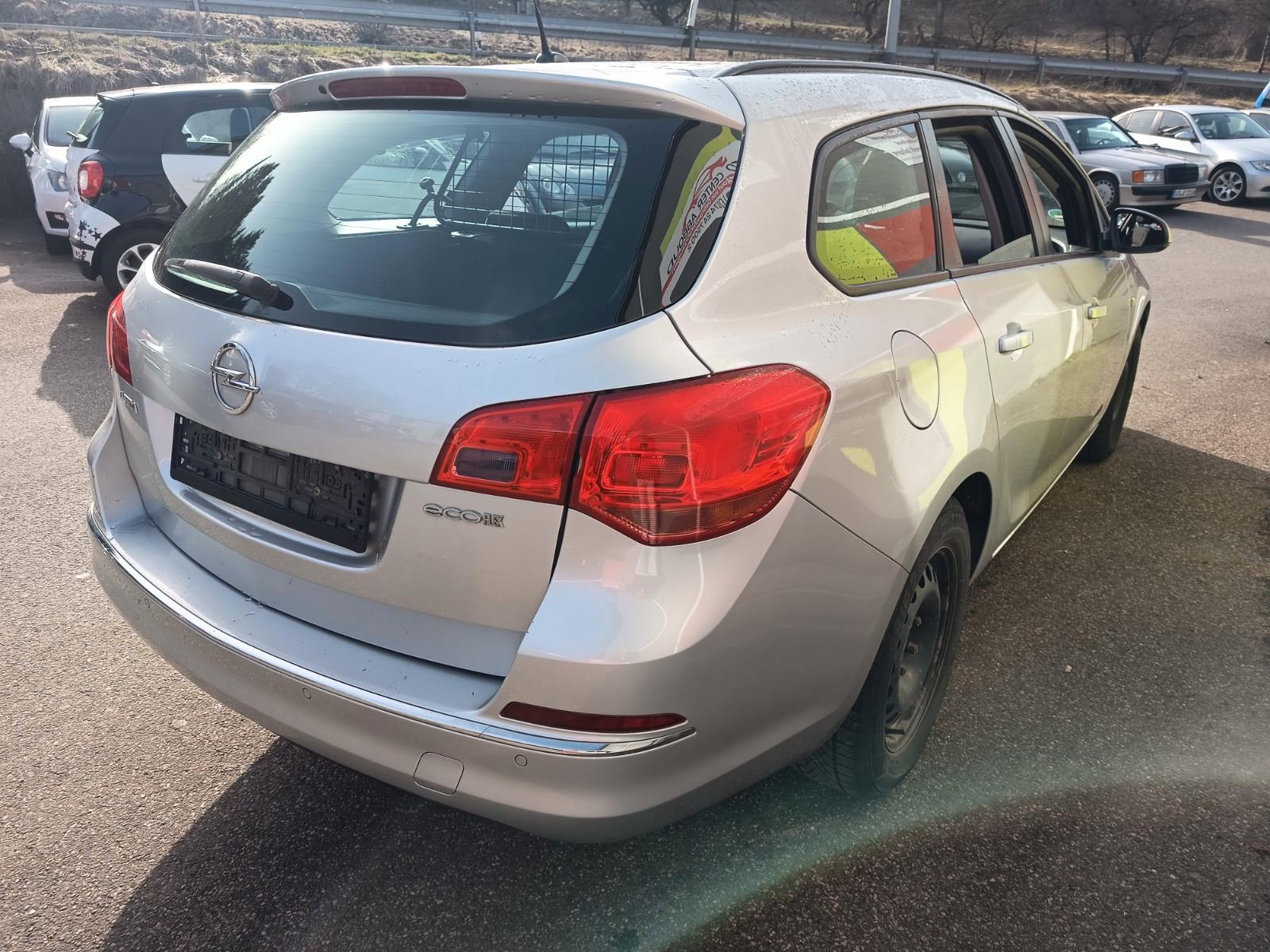Opel Astra 2015 — photo 6