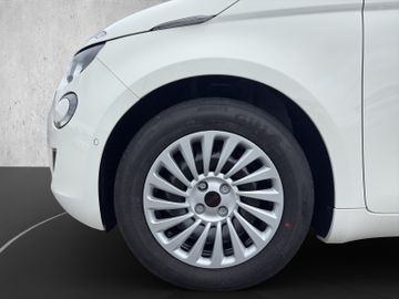 Fiat 500e MY25 RED 42 kWh *TEMPOMAT*APPLE-CAR*KAMERA*