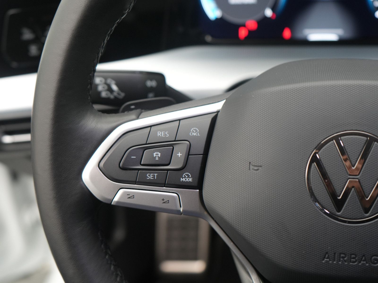 Volkswagen Golf - Bild 7