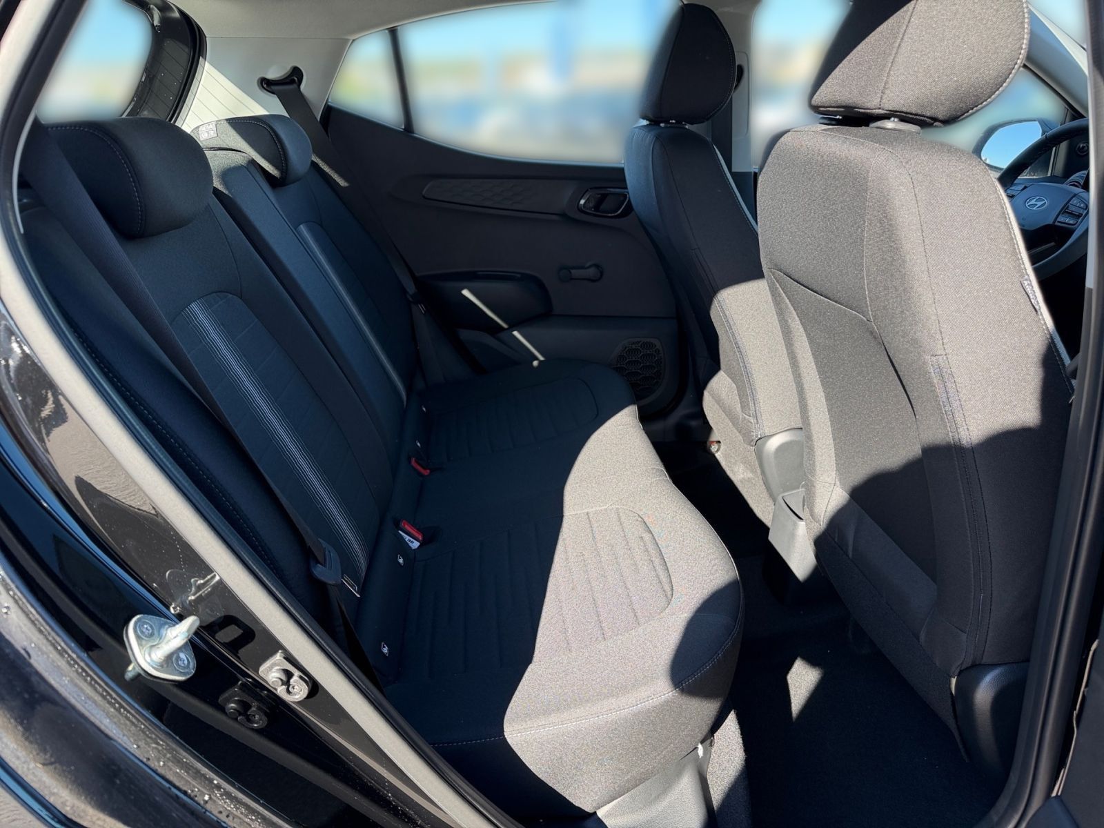 Fahrzeugabbildung Hyundai i10 1.0 Select Navi Kamera