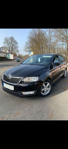 Skoda Rapid Spaceback 1.6 TDI, Tüv NEU!