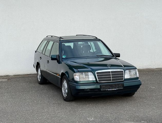 Mercedes-Benz E 220 T W 124 Automatik/KLIMA/SCHIEBEDACH/AHK