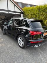 Audi Q5 55 TFSI e S tronic quattro design design - Audi Q5 design mit Hybrid-Antrieb (Benzin/Elektro)