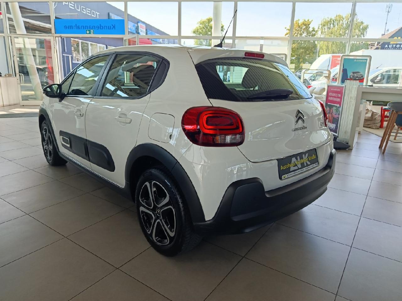 Citroën C3Puretech83FeelPack*NAV*ALLWETTER*CARPLAY*1.HD*