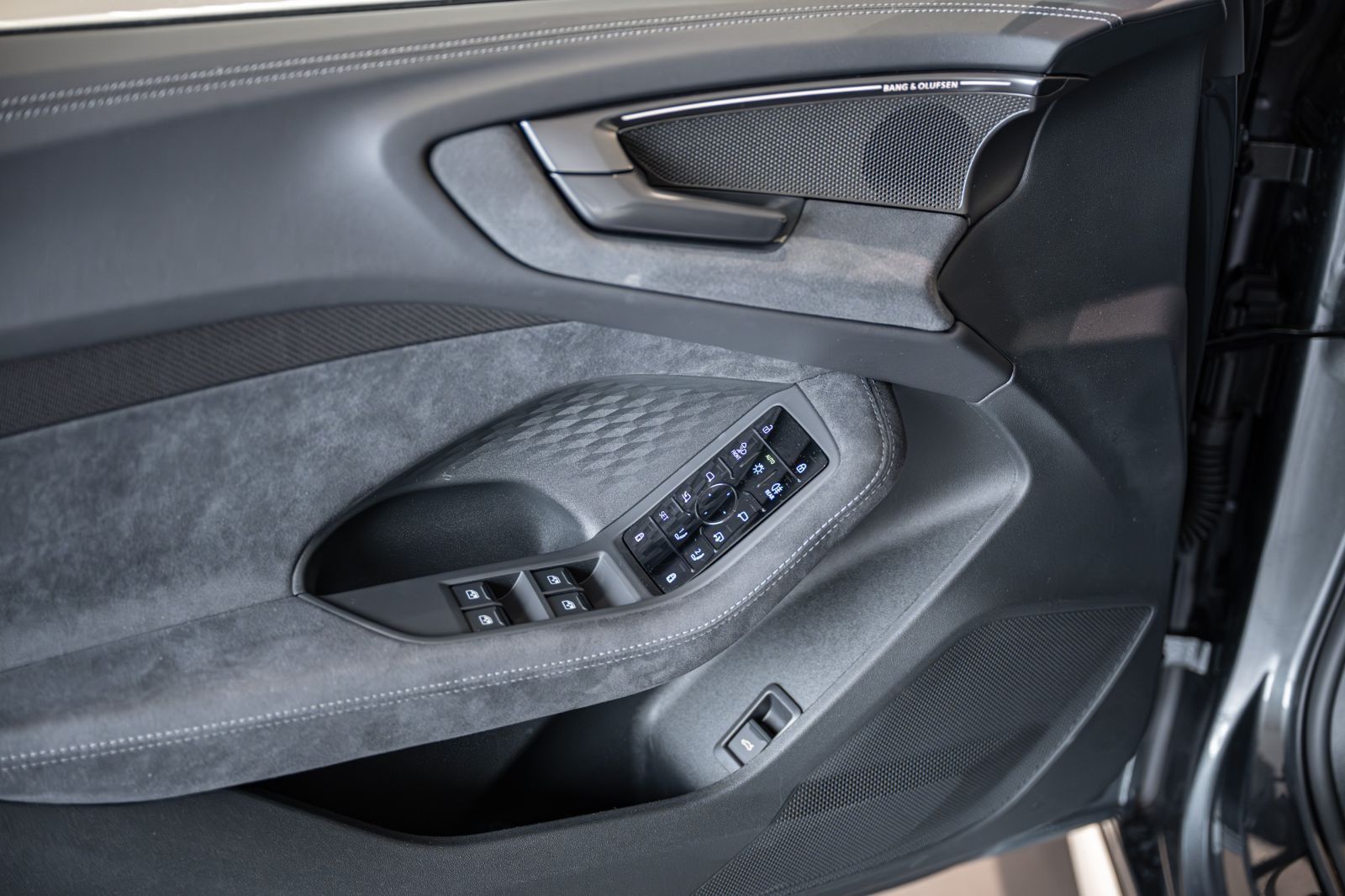 Audi S5 - Bild 24