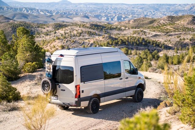 Mercedes-Benz Offtrack Sprinter Allrad Aufstelldach Camper